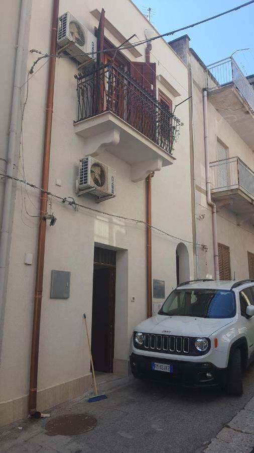 Casa Vacanza Raggio Di Sole Castellammare del Golfo Buitenkant foto