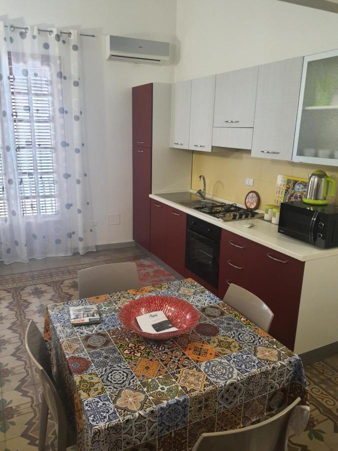 Casa Vacanza Raggio Di Sole Castellammare del Golfo Buitenkant foto